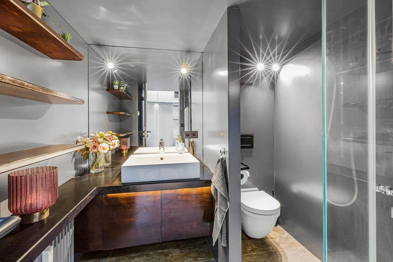 Prime - Luxus Loft Mit Whirlpool, Sauna, Klima Und Parken 뮌헨 0*,
